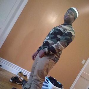 Meet your Posher, Damiris